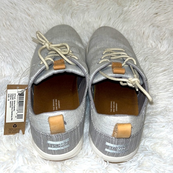 Toms Women Cabrillo Sneakers new w/out box - Picture 8 of 11